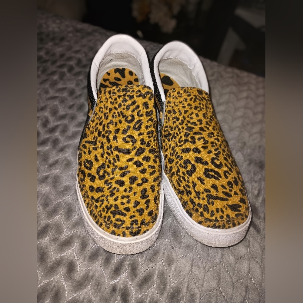 ✨Nike Women’s Court Legacy Leopard Slip-On Casual Sneaker 🐆👟 Pre-owned - Picture 7 of 9